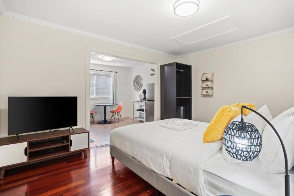 Lovely Relaxing Private Studio Near Westlake Daly City Extérieur photo